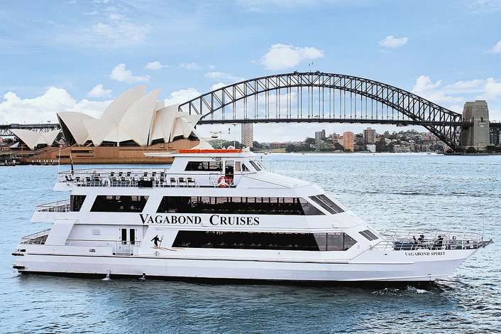 LUNCH CRUISE ON SYDNEY HARBOUR - A SYDNEY FAVOURITE FOR OVER 30 YEARS!